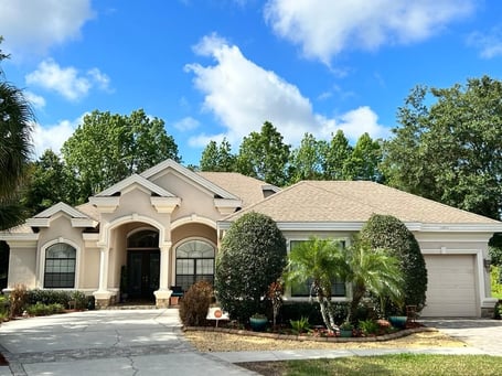 Blend color scheme, Stucco home GAF weatherwood shingles