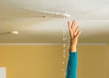 roof leak cause ceiling collapse