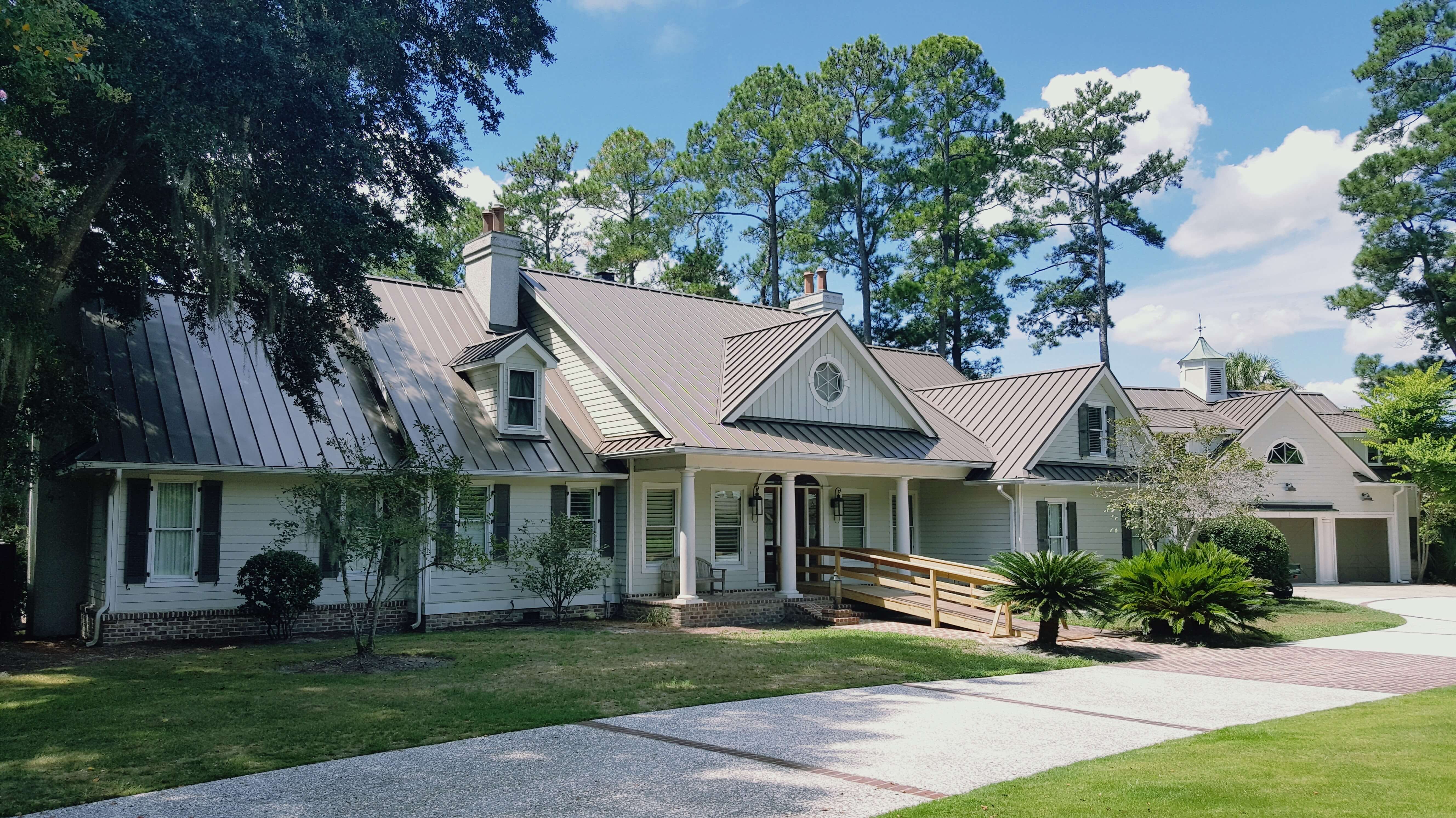 Meta roofing installed on low country roof