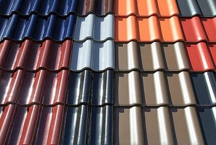 Multi-colored roof tiles