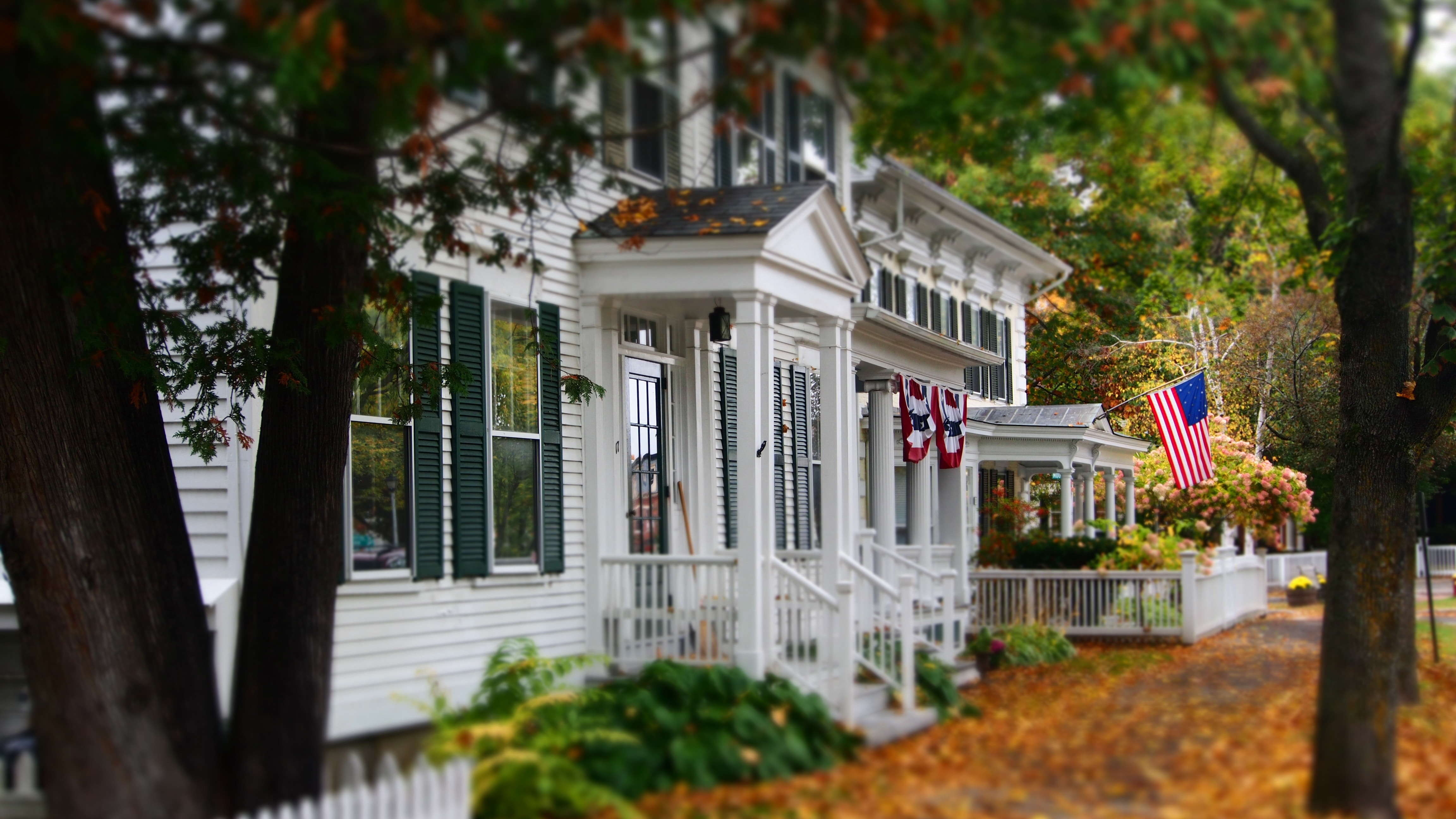 patriotic home during autumn