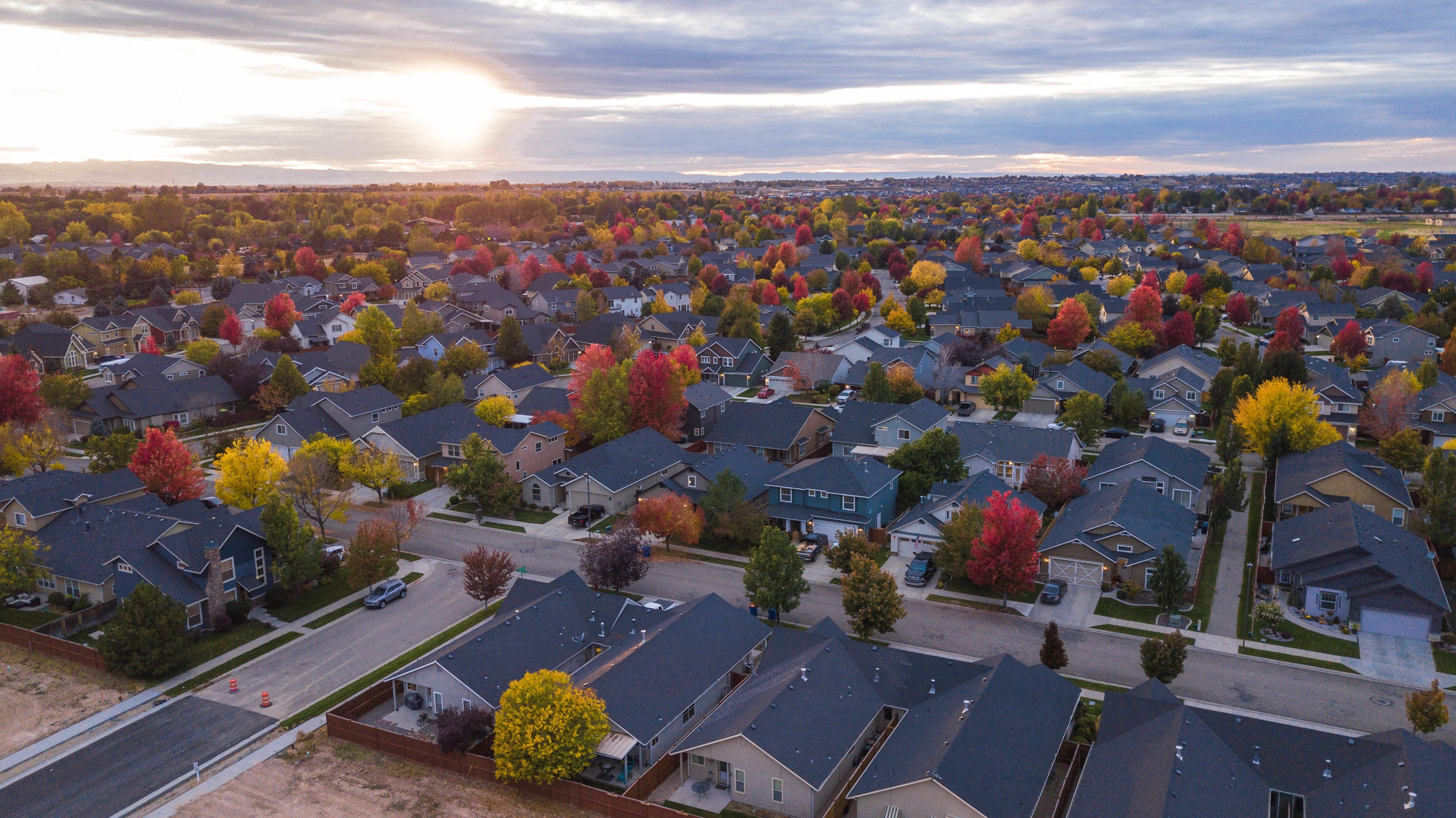 birds eye view of suburban neighborhood