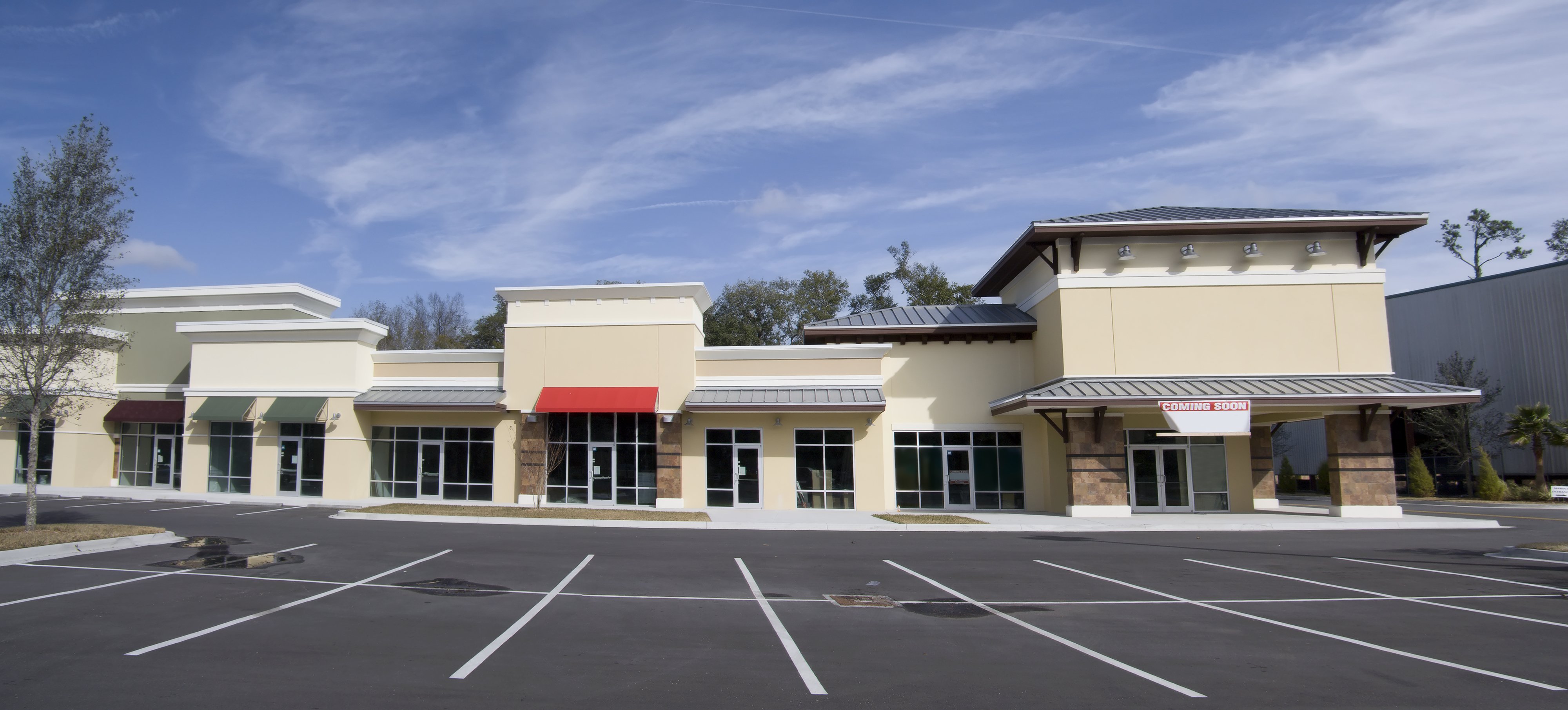 commercial metal roofing in mall plaza