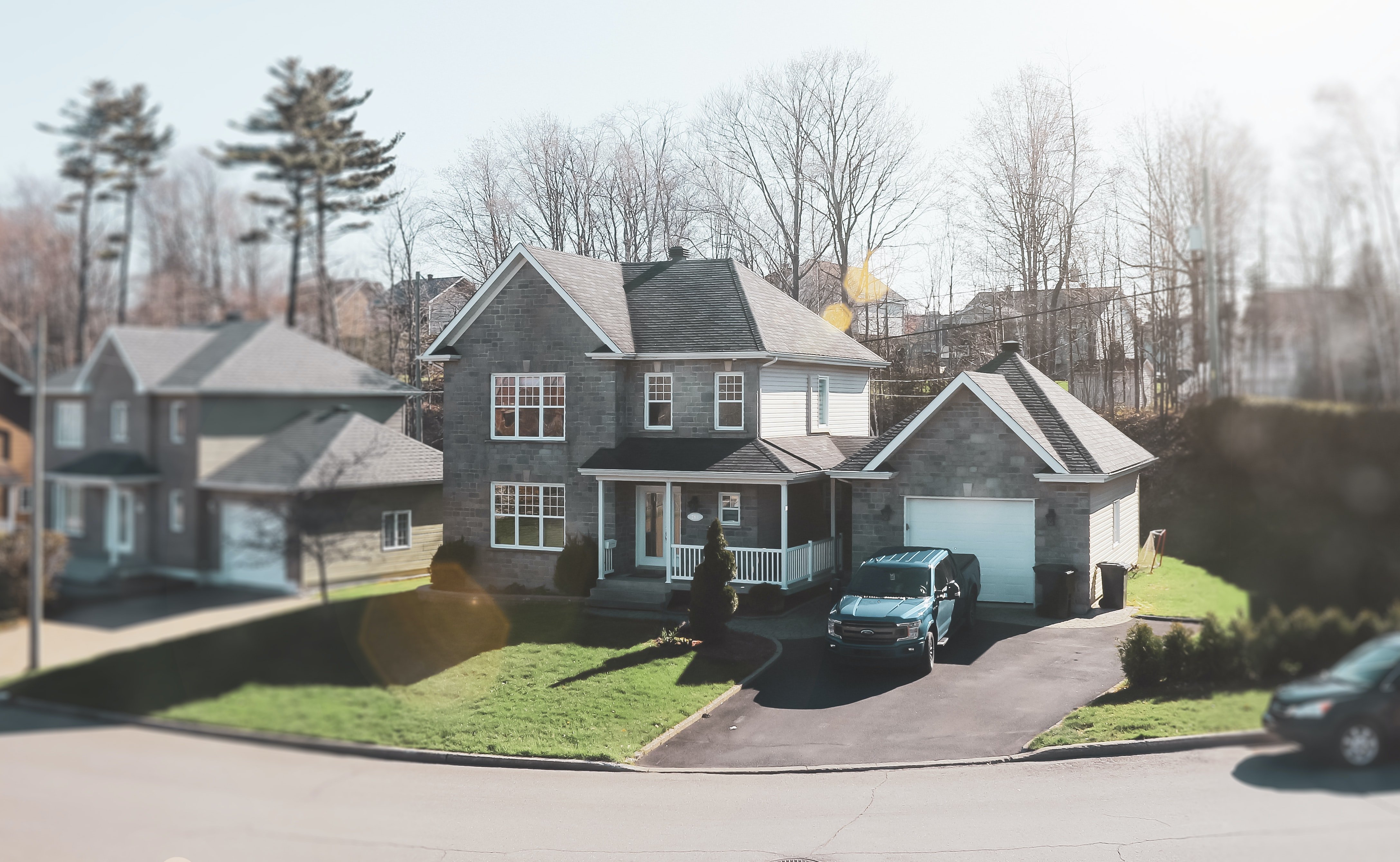 newly built home with asphalt shingle roof